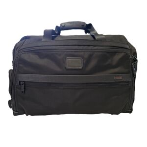 Tumi Alpha 2 Black 2-Way Framed Soft Duffel Bag - Lg